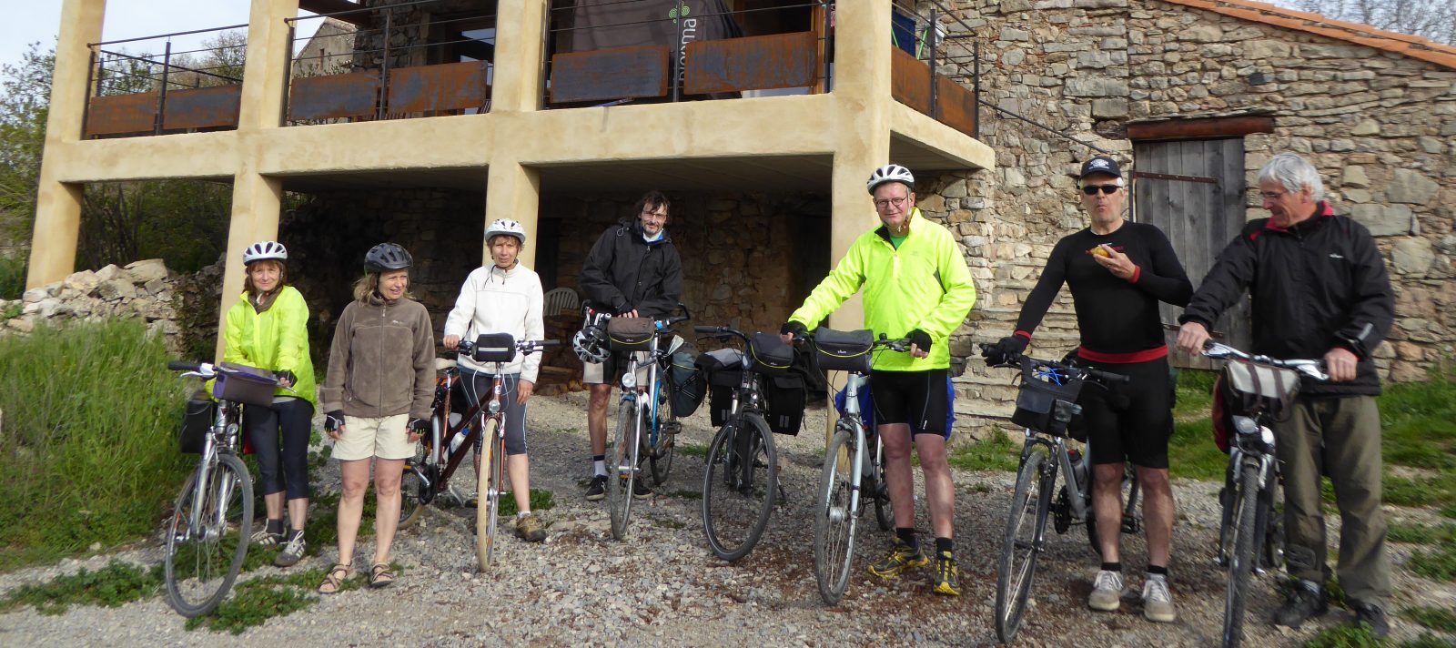 cyclistes au gite du quintanel