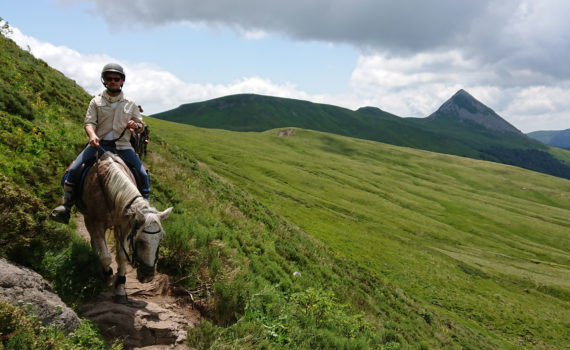 rando cheval cevennes auvergne